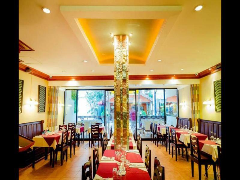 Avenue Beach Hotel Jomtien Beach Esterno foto