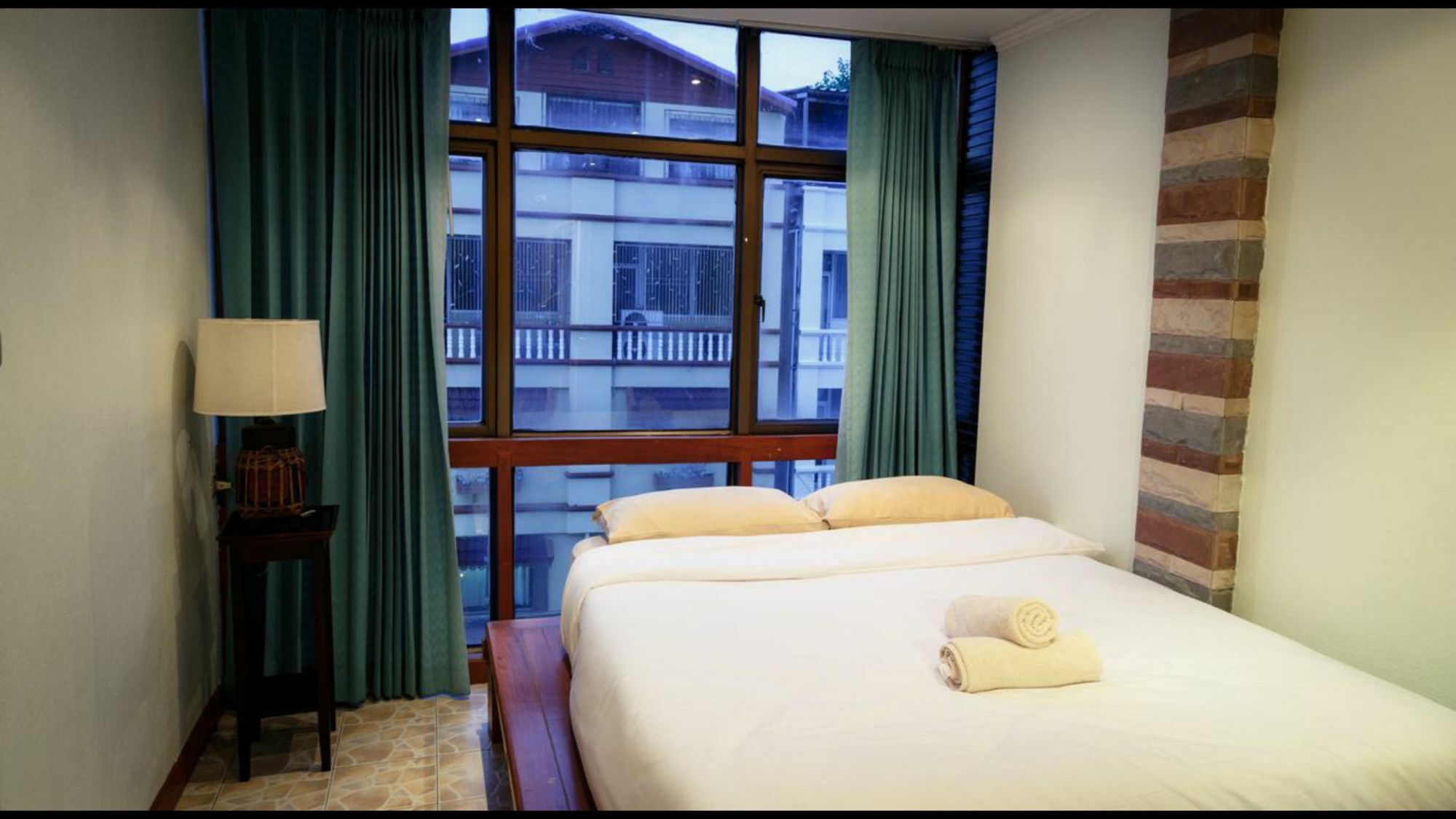 Avenue Beach Hotel Jomtien Beach Esterno foto